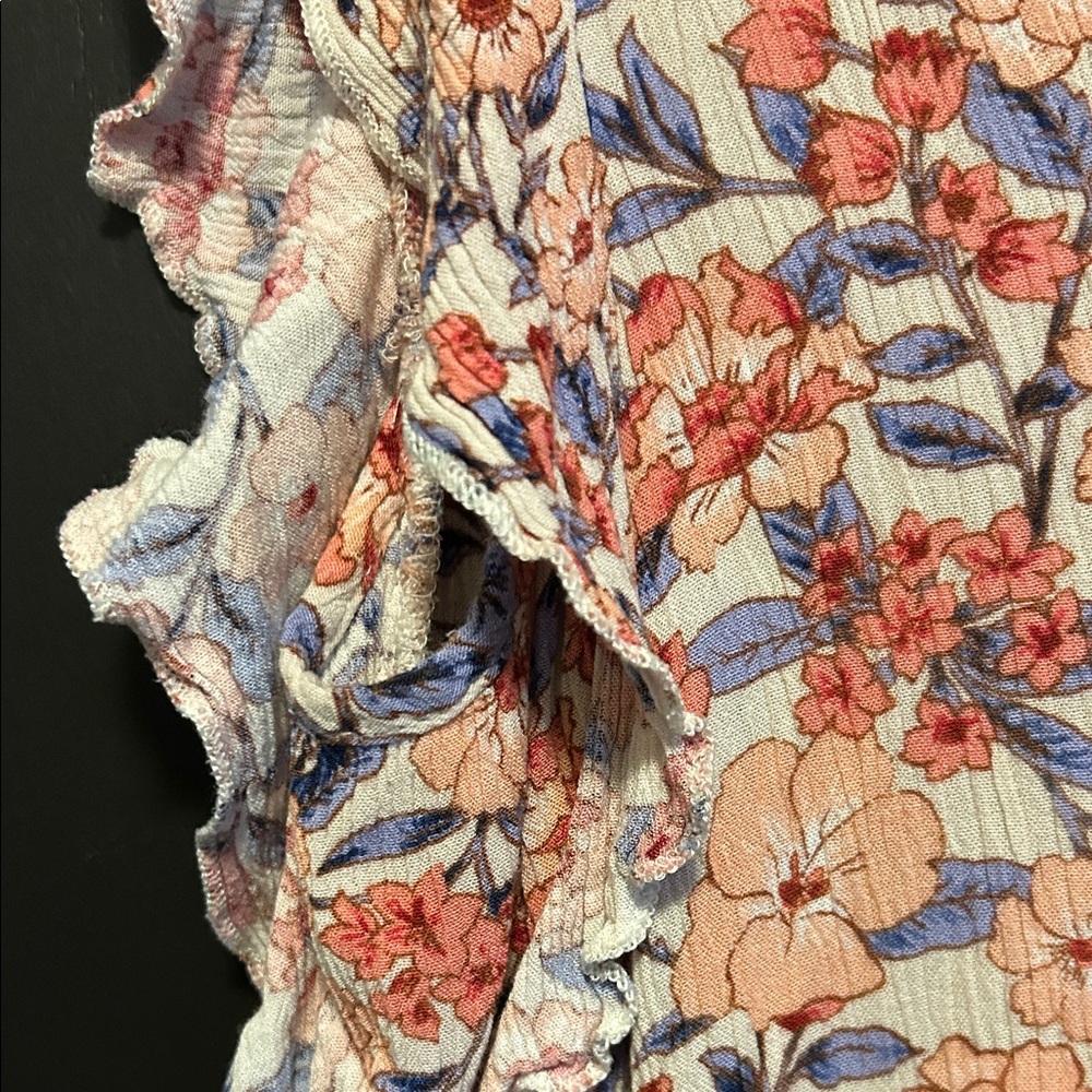 Knox Rose Multicolor Floral Top - Picture 5 of 5
